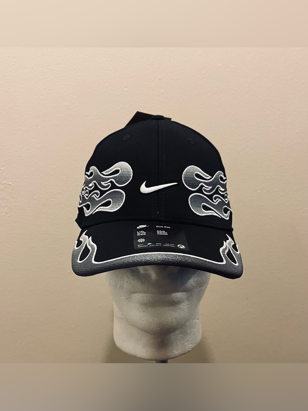 Nike Club Structured OG Flame Cap Black IH9258-010 Size’s L/XL & S/M